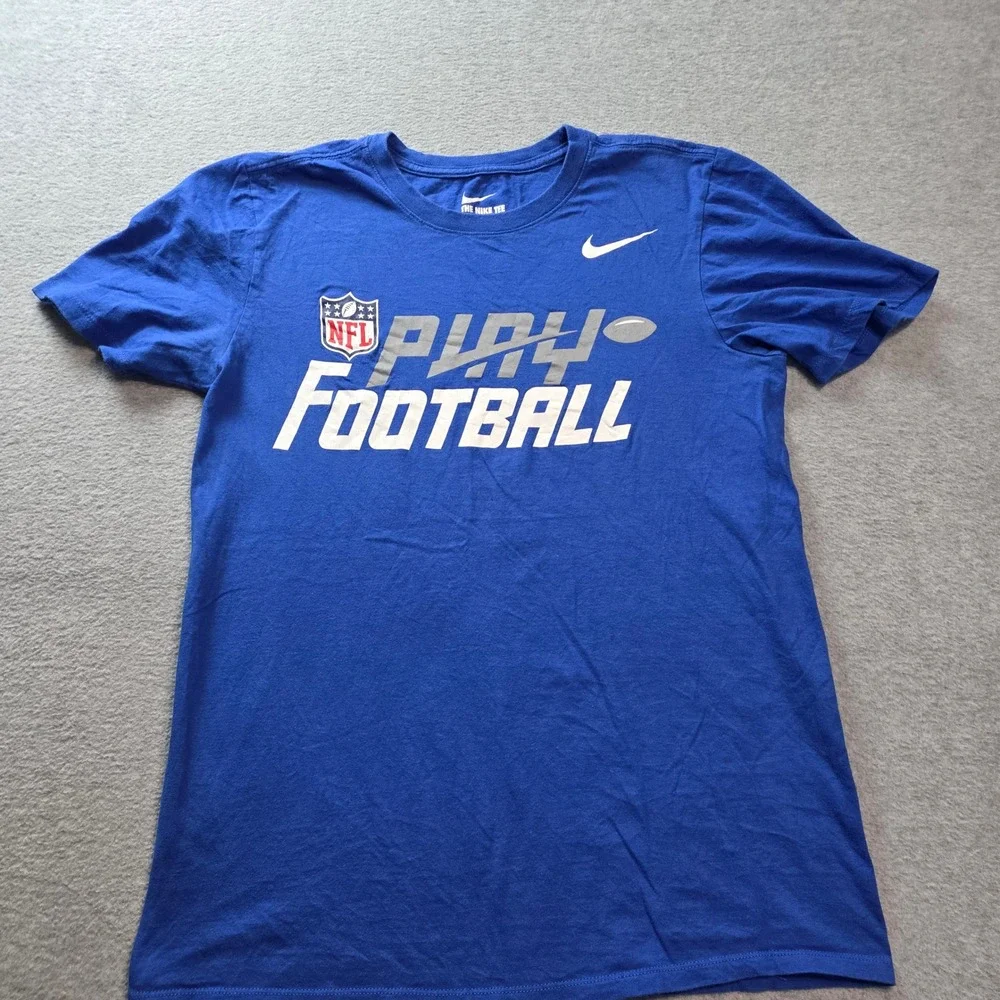 Nike NFL Play Football Graphic T-Shirt Mens Small Blue Athletic Cut Short Sleeve